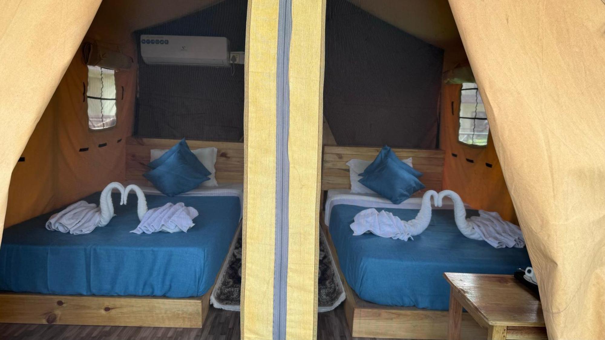 Jungle Wildlife Camp Hotel Саураха Екстериор снимка