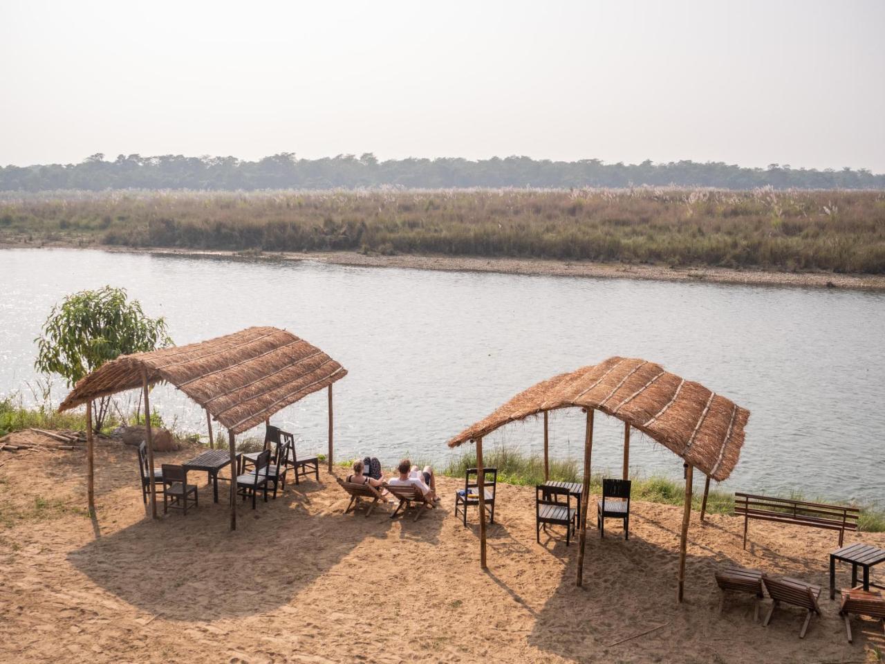 Jungle Wildlife Camp Hotel Саураха Екстериор снимка